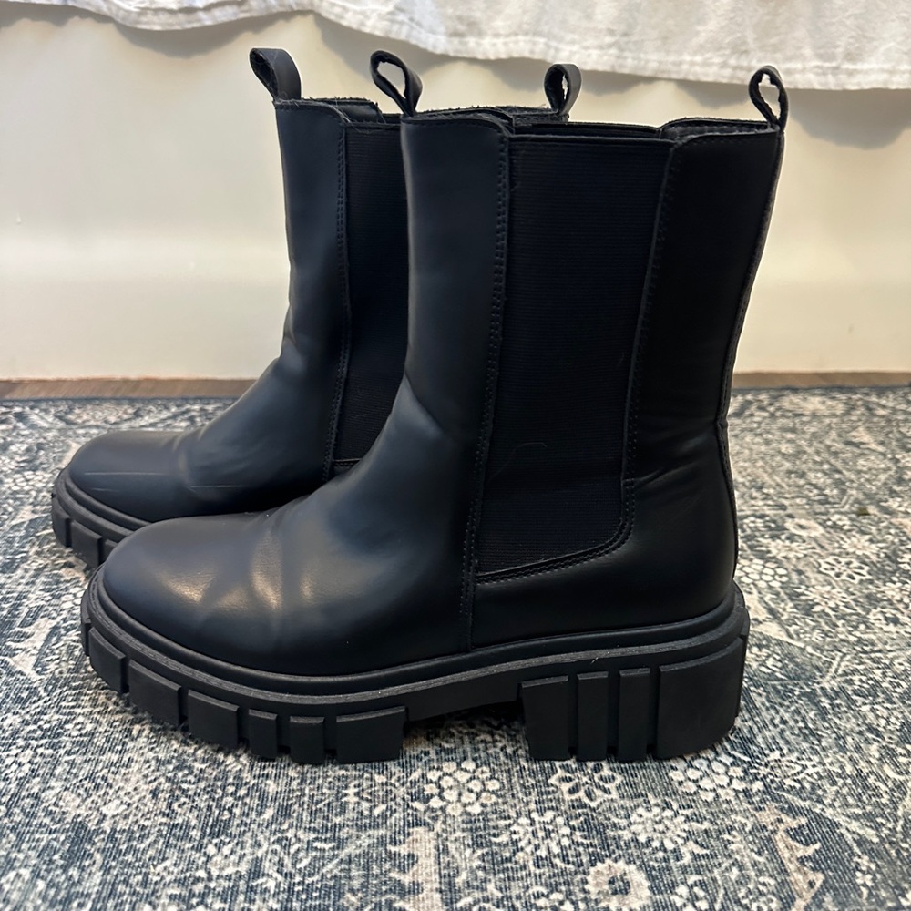 Lug Sole Chunky Platform Boots